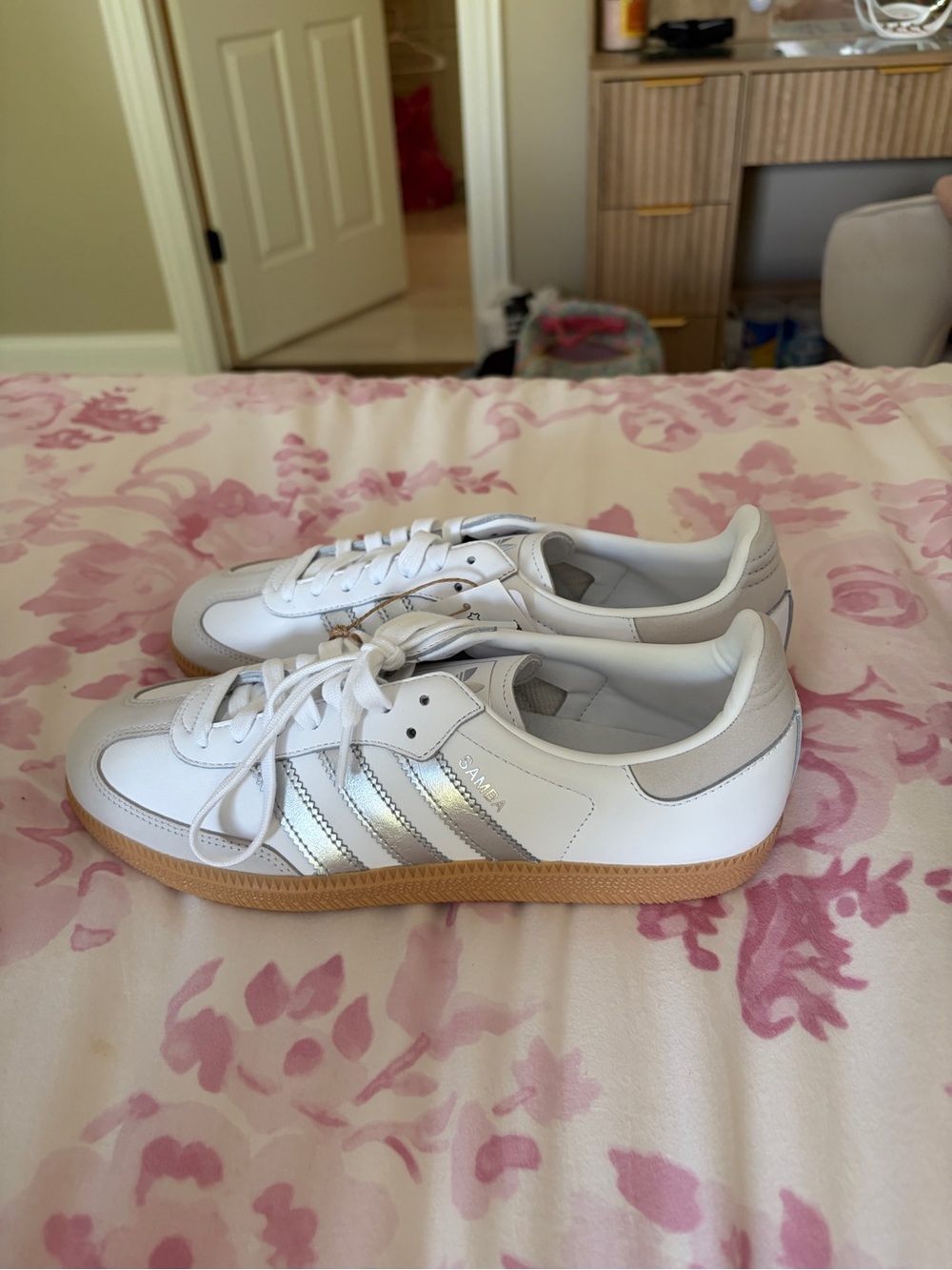 NWT adidas samba original - Picture 3 of 6